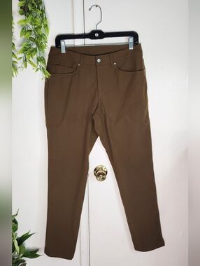 ✨️Lululemon Men’s Brown Slim Fit Pants Sz 31 Performance Stretch 🤎